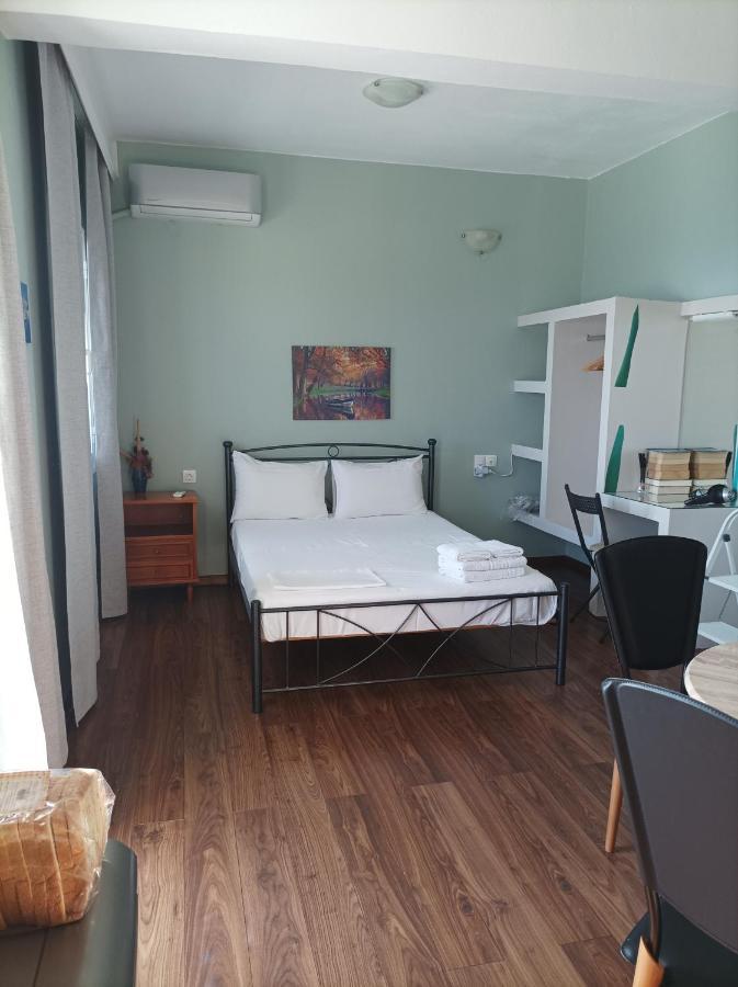 Beachfront Apartment Ретимно Екстериор снимка
